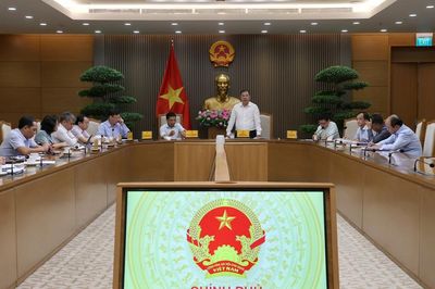 Phát triển thị trường điện cạnh tranh phải gắn với bảo đảm an ninh năng lượng