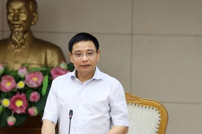 Bảo đảm Trung tâm Tài chính Quốc tế sớm hình thành các thương vụ cụ thể