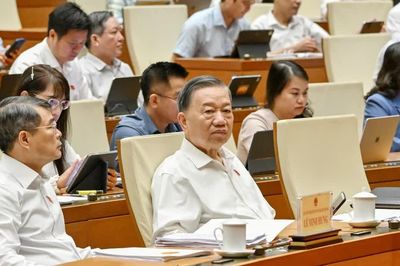 Chính phủ đề xuất hợp nhất Luật Ngân sách nhà nước và Luật Đầu tư công