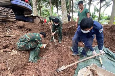 Đồng Tháp: Tìm thấy 42 bộ hài cốt liệt sĩ trong vườn dừa