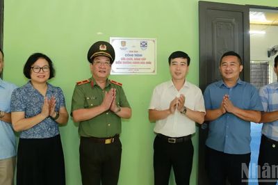 Khánh thành, bàn giao công trình sửa chữa điểm trường Giàng Dúa Chải