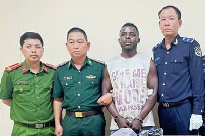 Bắt đối tượng ngoại quốc cùng số ma túy 'khủng'