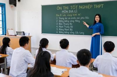Thay đổi lớn trong đánh giá học sinh: Áp dụng học bạ số, kiểm tra trực tuyến