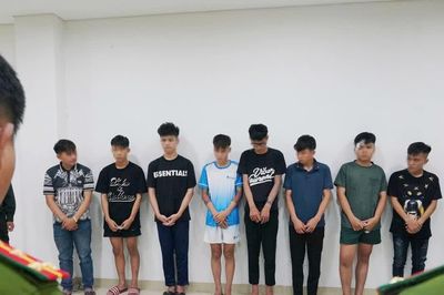Khởi tố nhóm thanh thiếu niên mang hung khí gây náo loạn đường phố Huế