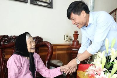 Hải Phòng đề xuất tặng chung cư hoặc 800 triệu đồng cho 36 Mẹ Việt Nam Anh hùng