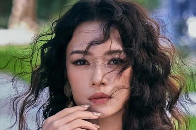 Chương Tử Di kiếm 45 triệu USD nhờ 'mát tay'