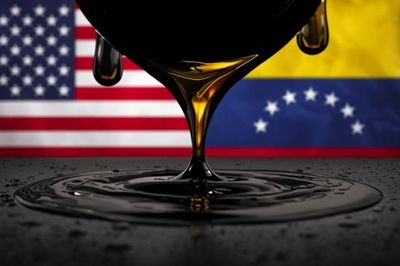 Venezuela ký loạt thỏa thuận mới, kỳ vọng phục hồi ngành dầu mỏ
