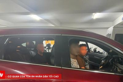 Khởi tố 3 đối tượng dùng ma túy trên ô tô