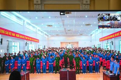 Ca sĩ Chi Dân và 'tiệc' ma túy bên chiếc nồi inox