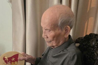 Mùa thu độc lập trong ký ức 'Bác Năm vùng mỏ'