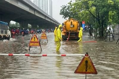 Hà Nội tổ chức ứng trực 24/24 giờ, chủ động ứng phó với mưa lớn