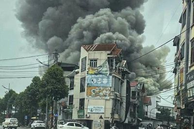 Cháy khu xưởng tại phường Chương Mỹ khiến 3 người tử vong