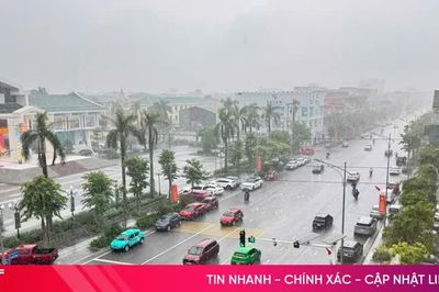 Áp thấp nhiệt đới gây gió giật cấp 8 trên Biển Đông, Hà Tĩnh tiếp tục có mưa