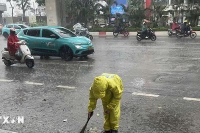Thời tiết ngày 19/8: Hà Nội và nhiều tỉnh miền Bắc có nơi mưa rất to
