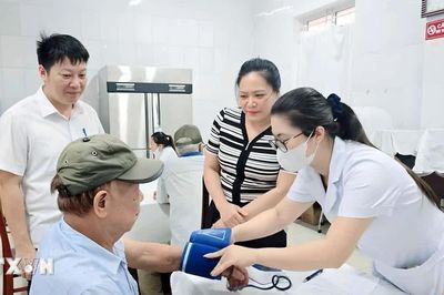 Hưng Yên kiểm điểm các địa phương chưa khám, chữa bệnh miễn phí cho dân
