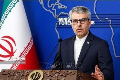 Iran chính thức lên tiếng về cáo buộc tấn công UAE bằng tên lửa đạn đạo