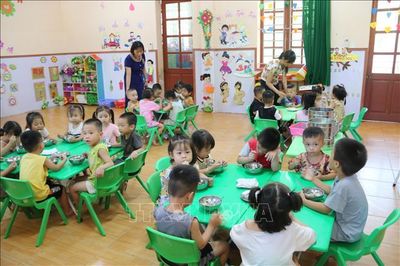 'Nước rút' hoàn tất sắp xếp các trường trước thềm năm học mới