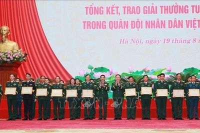 Khơi dậy tiềm năng nghiên cứu sáng tạo của thanh niên Quân đội