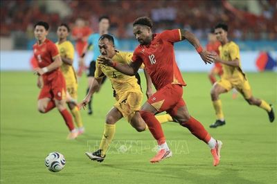 Việt Nam giành chiến thắng 2 - 0 trước Malaysia