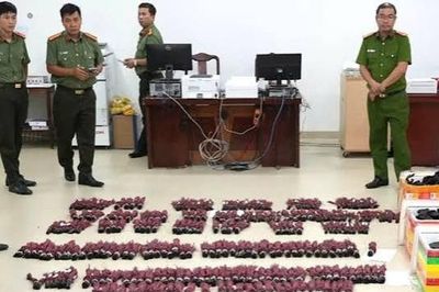 Triệt phá thành công đường dây vận chuyển gần 9.300 kíp nổ từ Lào vào Việt Nam