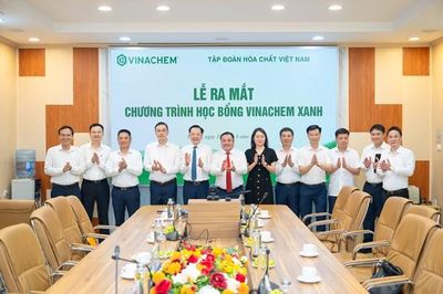 Ra mắt Chương trình học bổng Vinachem xanh trị giá 50 tỷ đồng