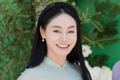 NSƯT Quách Thu Phương tuyên bố về tình yêu ở tuổi 49