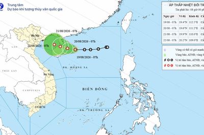 Áp thấp nhiệt đới bất ngờ mạnh lên, Bắc Biển Đông cảnh báo biển động dữ dội