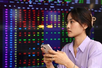 Dòng tiền hụt hơi trước 'giờ G' nâng hạng, 1,5 tỷ USD chờ những cổ phiếu nào?