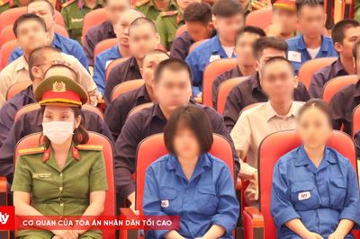 Xét xử chuyên án VN10: Nhiều bị cáo nói giao ma túy giúp con, bạn gái vì tình cảm
