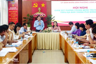 Giám sát công tác phòng, chống bệnh truyền nhiễm tại phường Long Bình