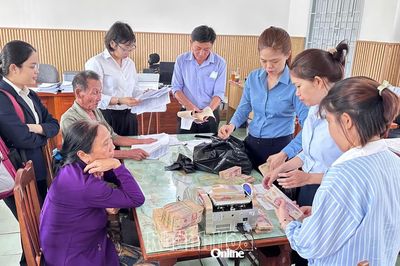 Xã Phước Hữu chi trả hơn 8,1 tỷ đồng tiền bồi thường, hỗ trợ người dân