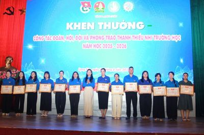 Tổng kết công tác Đoàn, Hội, Đội và phong trào thanh thiếu nhi trường học