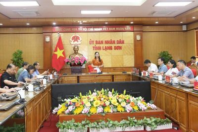 Họp xem xét công tác chuẩn bị vận hành thử các trường phổ thông nội trú liên cấp