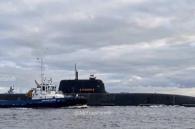 Nga bắt đầu thử nghiệm tàu ngầm Khabarovsk mang 6 siêu ngư lôi Poseidon tại Biển Trắng