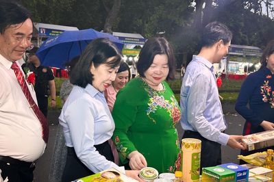 Dấu ấn sản phẩm OCOP Quảng Trị tại Hội chợ xúc tiến thương mại các hợp tác xã khu vực phía Bắc