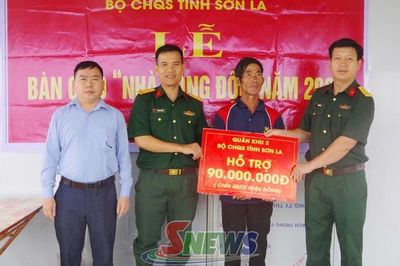Bộ CHQS tỉnh bàn giao 'Nhà đồng đội' cho quân nhân