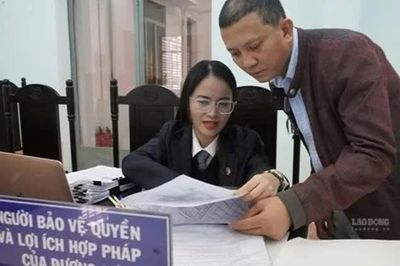 5 cựu cán bộ ngân hàng hầu tòa trong vụ tham ô hơn 17,3 tỉ đồng
