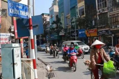 Hà Nội cấm taxi, xe hợp đồng dưới 8 chỗ trên phố Khâm Thiên trong giờ cao điểm