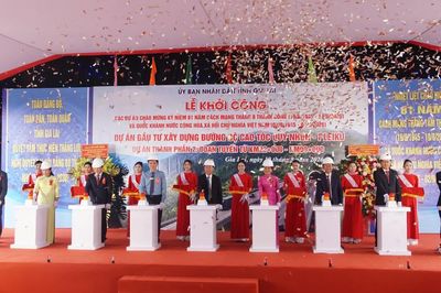 Gia Lai khởi công dự án thành phần 2 cao tốc Quy Nhơn - Pleiku hơn 27.500 tỷ đồng