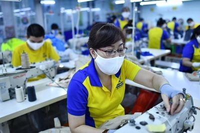 Muốn tăng trưởng cao, nền kinh tế phải “đổi cách chạy”