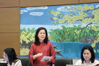 Đầu tư y tế cần gắn với bố trí nhân lực và kinh phí vận hành