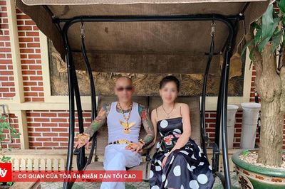 Bên trong 'hệ sinh thái' kinh doanh của vợ chồng Phú Lê
