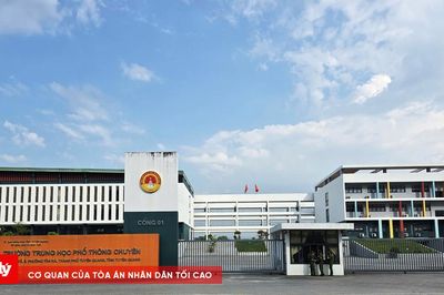 Thi lại tốt nghiệp môn Toán tại Chuyên Tuyên Quang: Không có điểm 10