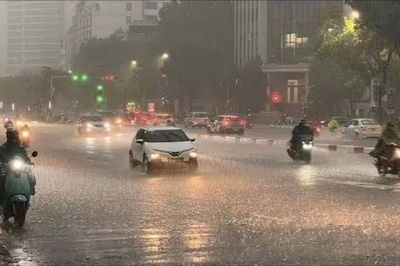 Hà Nội có mưa rào và dông gián đoạn trong ngày