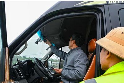 Quy định mới về lắp giám sát hành trình và camera trên xe
