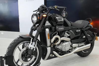 Hyosung GV350X gia nhập thị trường Việt Nam, giá 135 triệu đồng