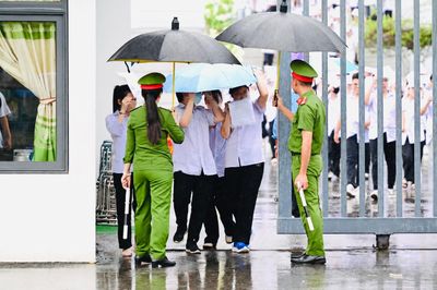 Sáng nay công bố điểm thi lại tốt nghiệp ở Chuyên Tuyên Quang