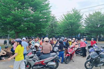 Hơn 1 năm nghỉ việc, hàng trăm công nhân vẫn 'mòn mỏi' chờ công ty 'trả nợ' BHXH