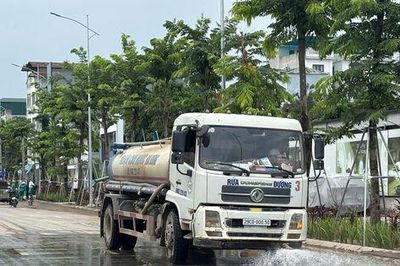 Dự án Vành đai 2,5 ở Khương Đình: Đẩy nhanh thi công gắn bảo vệ, giữ gìn vệ sinh môi trường