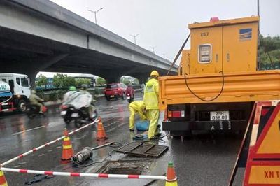 Sẵn sàng 200 xe hút, téc, phản lực xử lý điểm ngập
